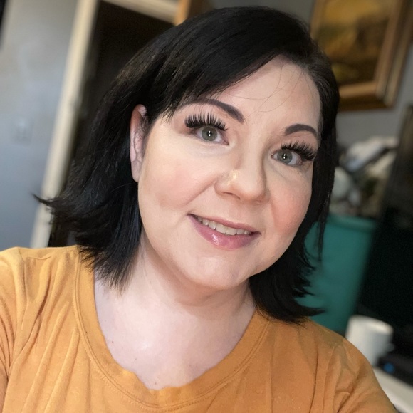 elizabethtar817